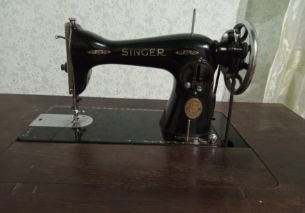Робоча швейна антикварна ножна машинка "Singer" в ідеальному стані, вс. . фото 2