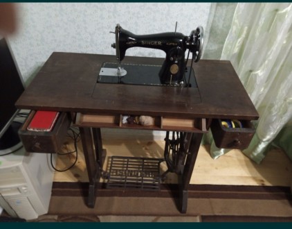 Робоча швейна антикварна ножна машинка "Singer" в ідеальному стані, вс. . фото 3