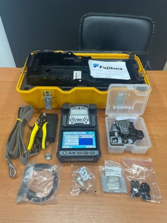 Зварювальний апарат Fujikura 41s+ & Fujikura CT50. Київ. фото 1 Зварювальний апарат Fujikura 41s+ & Fujikura CT50. Київ. фото 1