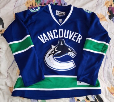 Хоккейный, женский свитер Reebok NHL Vancouver Canuks, для болельщиц , размер-М,. . фото 6