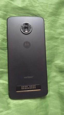 Продам смартфон Смартфон Motorola Moto Z4 4/128GB Flash Gray привезений із США в. . фото 3