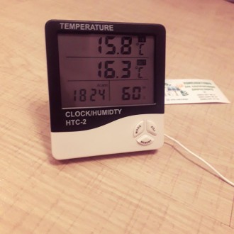 Цифровой датчик температуры и влажности будильник 5 в 1. HTC-2 модель.
Работает . . фото 9