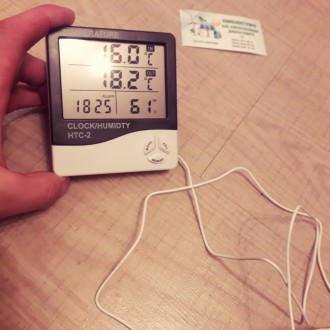 Цифровой датчик температуры и влажности будильник 5 в 1. HTC-2 модель.
Работает . . фото 6