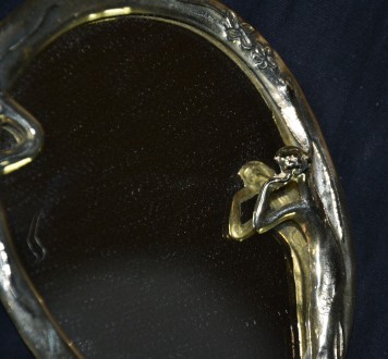 Винтажное ручное зеркало в стиле модерн.
Французское латунное зеркало "Жен. . фото 3