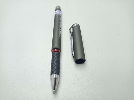 Шариковая ручка с фонариком и стилусом
Внимание! Комиссионный товар. Уточняйте н. . фото 4
