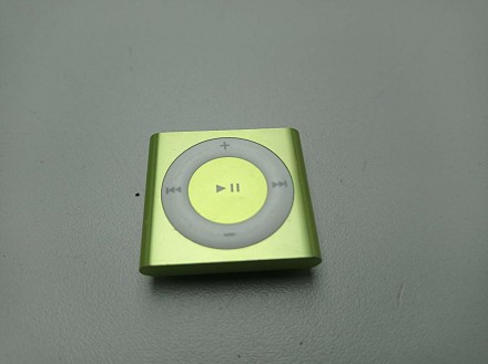Любимые мелодии всегда будут с вами, ведь iPod shuffle работает без подзарядки д. . фото 4