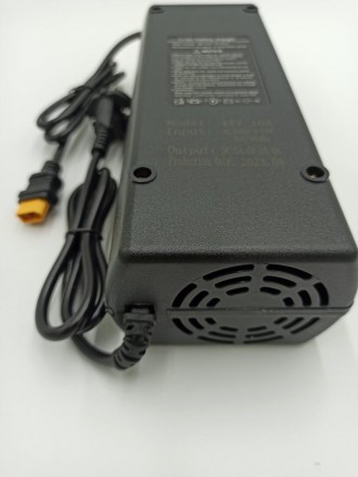Зарядное устройство для литиевых АКБ Instrade 48V 10A XT-60
Технические характер. . фото 4