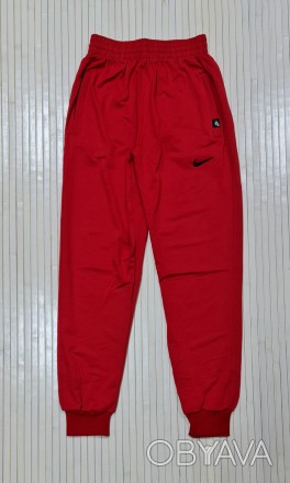 Код товара: 2039.6
Мужские спортивные штаны с двумя карманами на молнии, нижняя . . фото 1