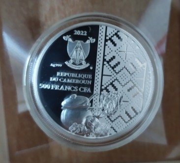 Монета Борш. Украинский борщ.
Номинал -500 франков КФА
Тираж - 555 шт.
Проба . . фото 5
