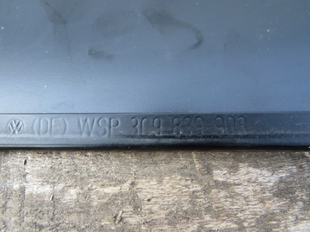 3C9839903 Накладка на стійку дверки задньої лівої VW Passat B6 Kombi

• Д. . фото 6