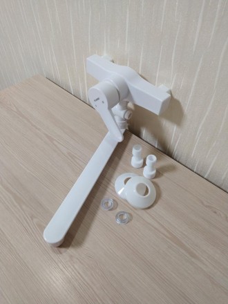 Змішувач для ванни з довгим виливом із термопластичного пластику SW Oscar-006 Wh. . фото 4