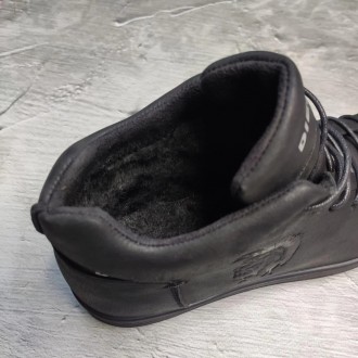 
Кроссовки ботинки кожаные зимние 
Diesel Pirate Black
 
Ультрасовременный дизай. . фото 5