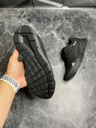 Кросівки чоловічі шкіряні Adidas Climacool Black
Виконані з міцних матеріалів, с. . фото 15