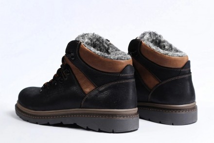 Зимние кожаные ботинки на меху коричневые
Прочный верх из натуральной кожи и вну. . фото 9