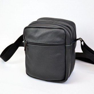 Эта элегантная сумка мессенджер изготовлена из высококачественной натуральной ко. . фото 12
