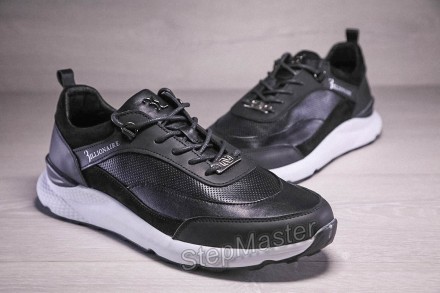 Кроссовки мужские кожаные Billionaire Black Leather
Характеристика товара:
Вид о. . фото 3
