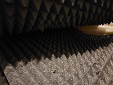 Застосовується як звукопоглинаюче покриття у студійних приміщеннях, кімнатах про. . фото 4