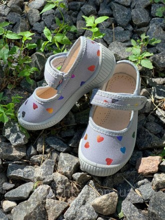 
Туфлі дитячі DARIA сірі серце
 
Розмірний ряд: 21-26
Верх взуття: бавовна 100%
. . фото 10