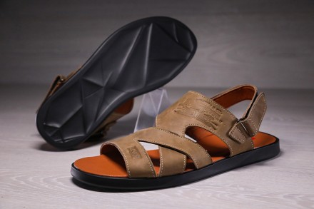 Мужские кожаные сандалии-шлепанцы Levis Olive
Характеристика товара:
Вид обуви: . . фото 2