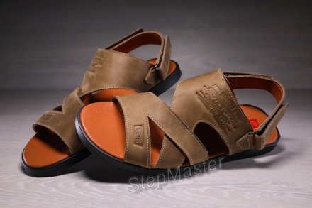 Мужские кожаные сандалии-шлепанцы Levis Olive
Характеристика товара:
Вид обуви: . . фото 6