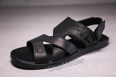 Мужские кожаные сандалии-шлепанцы Levis Black
Характеристика товара:
Вид обуви: . . фото 16