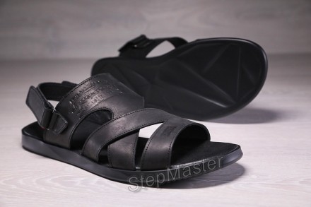 Мужские кожаные сандалии-шлепанцы Levis Black
Характеристика товара:
Вид обуви: . . фото 17