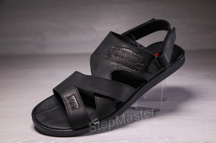 Мужские кожаные сандалии-шлепанцы Levis Black
Характеристика товара:
Вид обуви: . . фото 3
