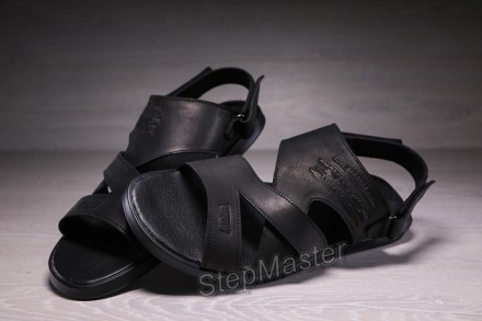 Мужские кожаные сандалии-шлепанцы Levis Black
Характеристика товара:
Вид обуви: . . фото 5