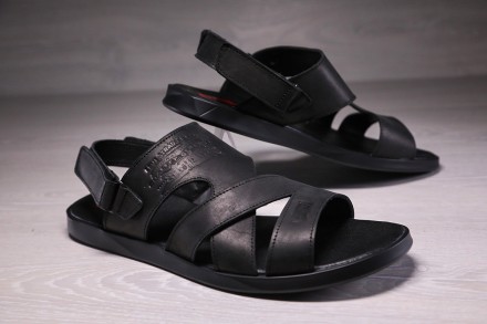 Мужские кожаные сандалии-шлепанцы Levis Black
Характеристика товара:
Вид обуви: . . фото 7