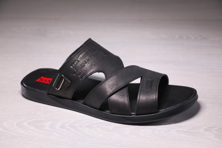 Мужские кожаные сандалии-шлепанцы Levis Black
Характеристика товара:
Вид обуви: . . фото 11