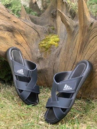 Шльопанці Adidas — ідеальне взуття для щоденних прогулянок у спекотні літні дні.. . фото 3