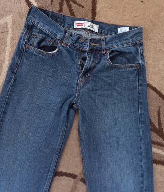 Продам підліткові джинси Levi's б/у в доволі хорошому стані (8-10 років).
. . фото 4