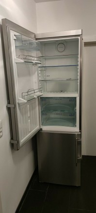 Холодильник Liebherr No frost. Суха заморозка непотрібно розморожувати. LED дисп. . фото 3