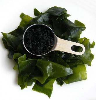 Сушеные водоросли Вакаме - это настоящий клад с витаминов и полезных веществ. Во. . фото 4