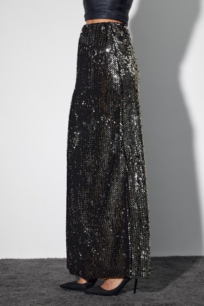 Эта длинная юбка - настоящее произведение элегантности и роскоши. Она сшита из б. . фото 6