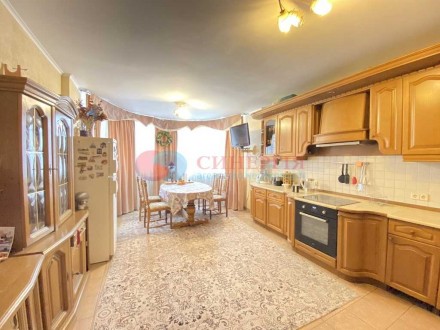 3-комнатная квартира, 121.00 кв.м. Киев. фото 1 3-комнатная квартира, 121.00 кв.м. Киев. фото 1