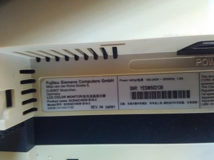 Монитор Fujitsu Siemens B19-3 в хорошем состоянии.
Диагональ - 19дюймов (48см)
. . фото 6