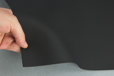 Автомобільний шкірзам BMW 901, колір чорний, на тканинній основі (ширина 1,40 м). . фото 4