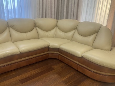 Продаю шкіряний диван в ідеальному стані. Дуже зручний, комфортний, красивий.
М. . фото 4