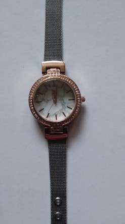 Новий жіночий кварцовий годинник NY&C. Корпус має колір рожевого золота, сіт. . фото 2