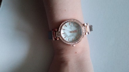 Новий жіночий кварцовий годинник NY&C. Корпус має колір рожевого золота, сіт. . фото 6