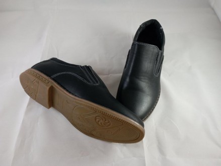 Туфли для мальчиков черный кожаные в школу 
дополнительные фото по запросу. есть. . фото 4