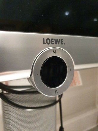 LCD телевізор Loewe Individual 46 3D. Моторизована підставка. Вмунтована память . . фото 5