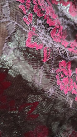 Боді мереживне з сіточкою р.М Esmara Німеччина. . фото 6 Матеріал легкий, добре тягнеться.
Приталений силует.
Рукав сіточка.
Спинка вг. . фото 6
