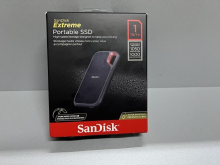 
SanDisk Extreme Portable V2 1 TB (SDSSDE61-1T00-G30) SSD накопичувач НОВЫЙ!!!
П. . фото 2