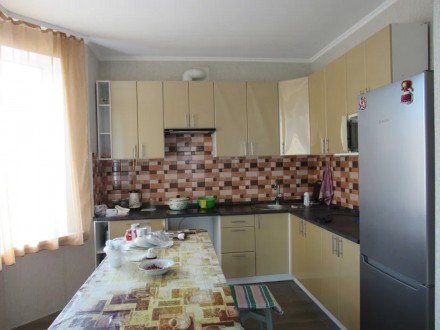 Продам будинок м.Бориспіль.Гараж,горище,підвал,город,дровник. Борисполь. фото 1 Продам будинок м.Бориспіль.Гараж,горище,підвал,город,дровник. Борисполь. фото 1