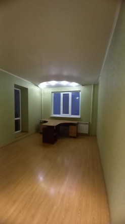 Продам 2-ух кімнатну квартиру з дуже гарним ремонтом біля метро Масельского
ул.Б. . фото 2