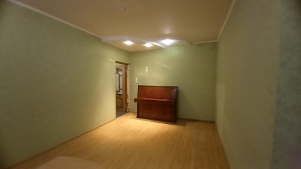 Продам 2-ух кімнатну квартиру з дуже гарним ремонтом біля метро Масельского
ул.Б. . фото 3