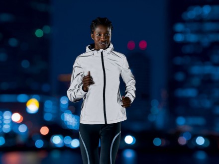 Женская функциональная светоотражающая, ветрозащитная куртка от бренда Crivit. В. . фото 6