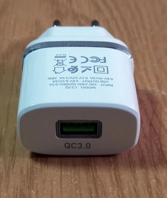 Cетевое зарядное устройство HOCO C12Q, быстрая зарядка QC3.0, 1хUSB 3A, 18 Вт.Пр. . фото 6